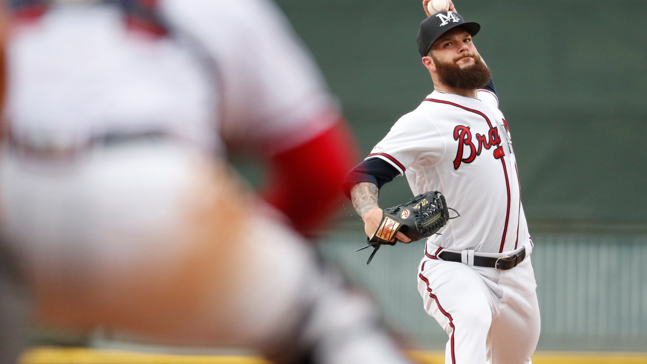 Braves' Keuchel allows 3 runs in 7 innings in Double-A game